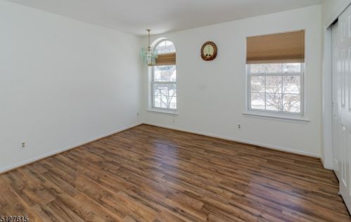 24 Brownstone Ter, Paterson NJ  07506-3447 exterior