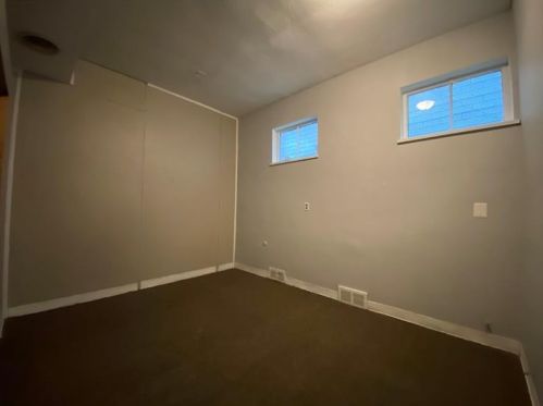 140 Bausman St, Pittsburgh PA 15210-2008 exterior