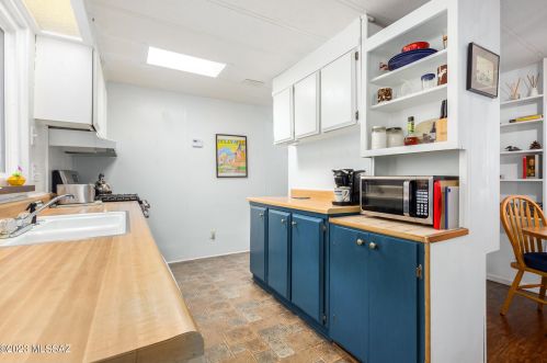 5387 Flying W St, Tucson AZ 85713-4434 exterior