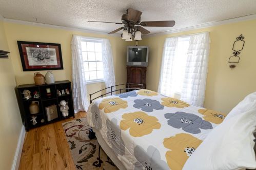 1 Fowler St, Concord NH 03303-1808 exterior