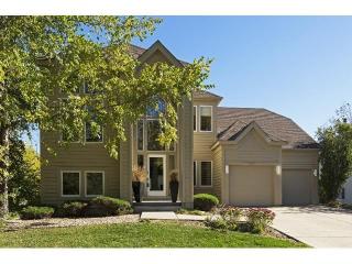 3015 Saint Albans Hollow Cir, Hopkins MN  55305-3982 exterior