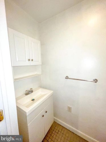 1340 Engle St, Chester PA 19013-2529 exterior