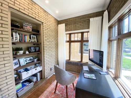 2955 Sunnyside Ave, Chicago IL 60630-3923 exterior