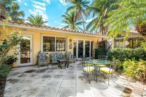 275 4 St, Boca Raton FL 33432-3738 exterior