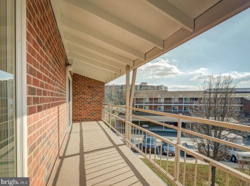 3500 Forest Edge Dr, Silver Spring MD  20906-1546 exterior