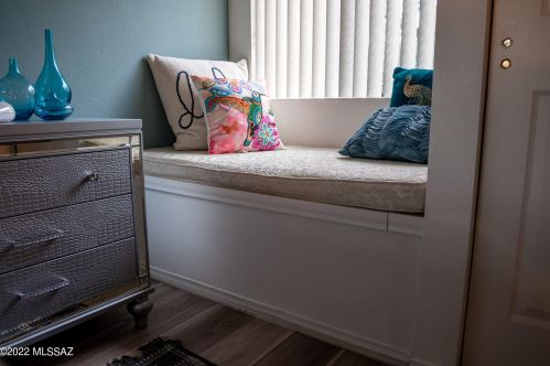 8738 Little Oak Ln, Tucson AZ 85704-0940 exterior