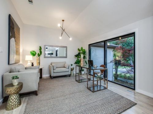 6710 Cliffbrook Dr, Dallas TX  75254-7904 exterior