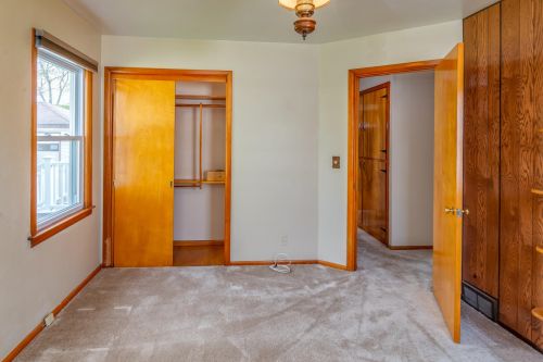 559 Oakcrest St, Wyoming MI exterior