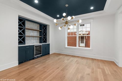 245 Highland Ave, Elmhurst IL  60126-2554 exterior