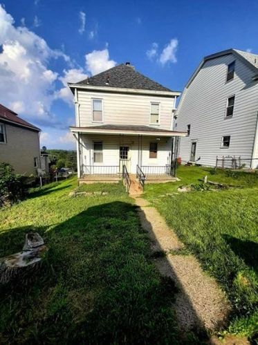 1728 Leolyn St, Pittsburgh, PA 15210-3976