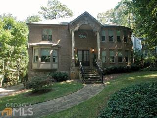 4201 Wieuca Rd, Atlanta GA  30342-3878 exterior