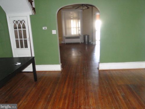 616 56 St, Philadelphia PA 19143-5704 exterior