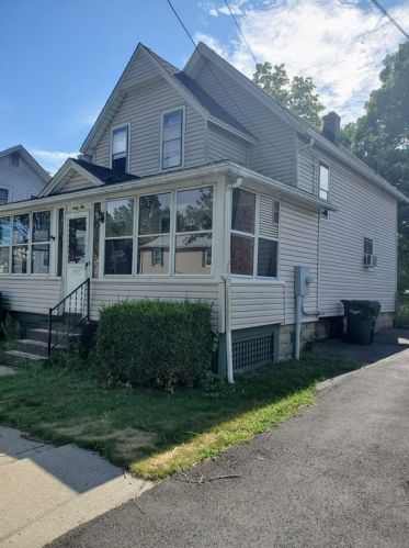 62 Eddy St, Springfield MA 01104-2631 exterior