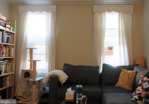 751 Cleveland St, Philadelphia PA  19146-1811 exterior