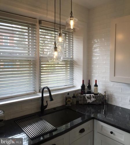 2008 Marietta Ave, Lancaster PA 17603-2354 exterior