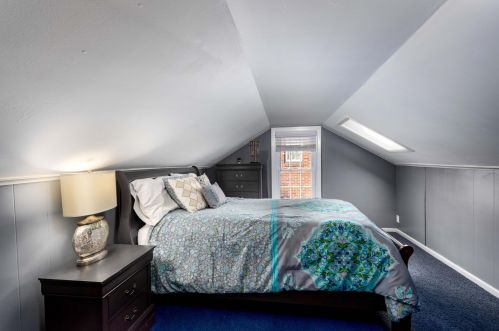 945 Eleanor St, Grand Rapids MI 49505-4305 exterior