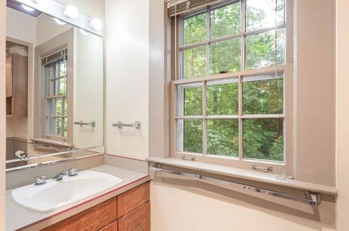 1827 Marlbrook Dr, Atlanta GA 30307-1768 exterior