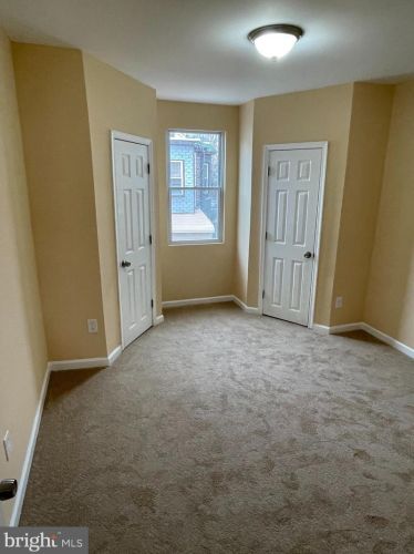 5818 Camac St, Philadelphia PA  19141-4123 exterior