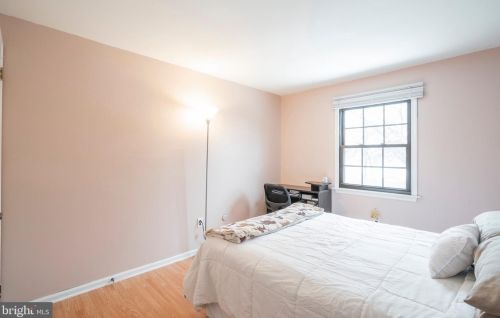 47 Orch Ct, Limerick PA 19468-2911 exterior