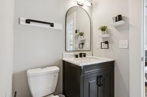 560 Morgan St, Atlanta GA 30308-2821 exterior