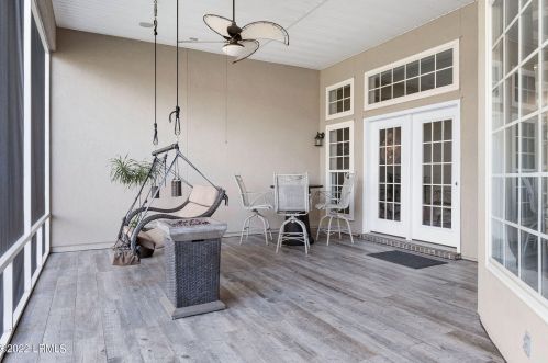 3 Meadowlawn Ln, Bluffton SC 29910-9538 exterior