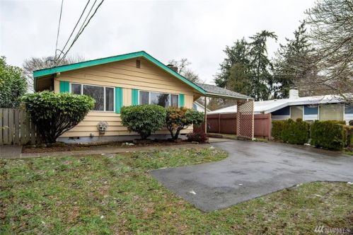 13045 3 Ave, Seattle WA  98177-4207 exterior