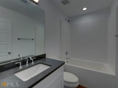 3908 Skyline Dr, Gainesville GA 30501-7656 exterior