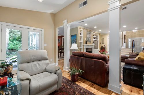 3901 Ashford Lk Ct, Atlanta GA 30319-5103 exterior