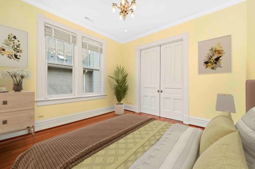 4841 Hoyne Ave, Chicago IL 60625-1306 exterior