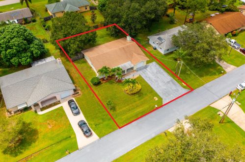 6003 Spruce Dr, Fort Pierce FL exterior