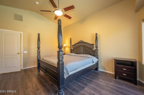 26014 41st Ave, Phoenix AZ 85009-2035 exterior