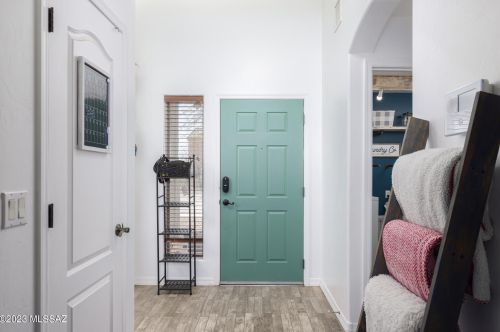 6252 Mesa Garden Dr, Tucson AZ  85757-7532 exterior