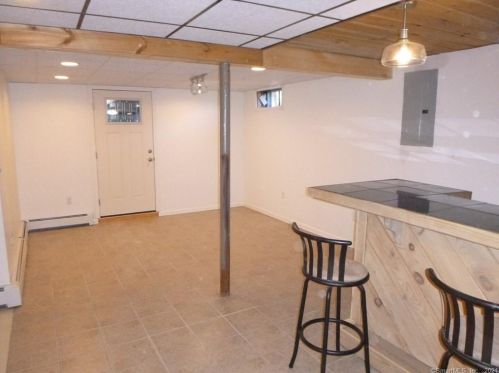 25 Basley Rd, Killingly CT 06239-2010 exterior