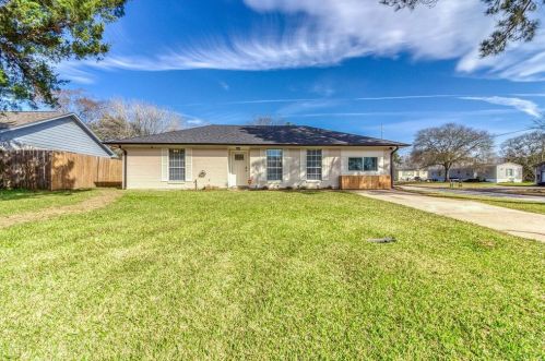 1410 Brazos St, Hempstead, TX 77445-4241