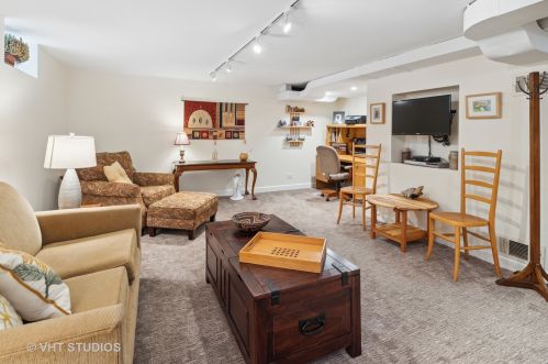 1733 Natoma Ave, Chicago IL 60707-3916 exterior