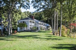 21 Beachside Cmn, Westport, CT 06880-6243