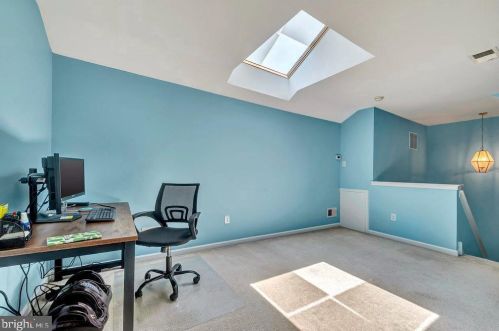 6 Caleb Ln, Princeton NJ 08540-6138 exterior