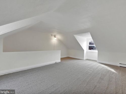 27 New Dorwart St, Lancaster PA 17603-5220 exterior