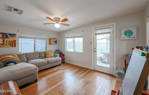 4820 14th Ave, Phoenix AZ  85013-2414 exterior