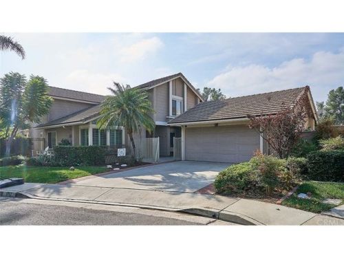 1712 Harvest Ln, Brea, CA 92821-4341