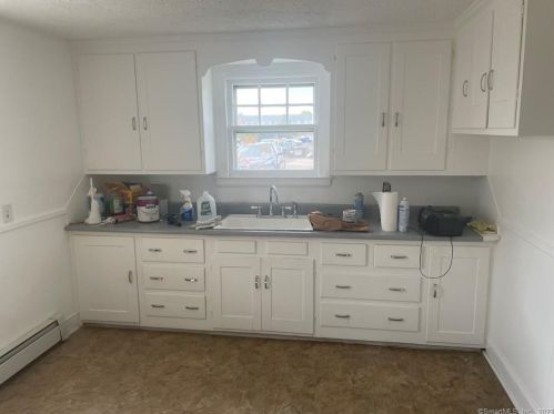 153 Broad St, Meriden CT  06450-6523 exterior