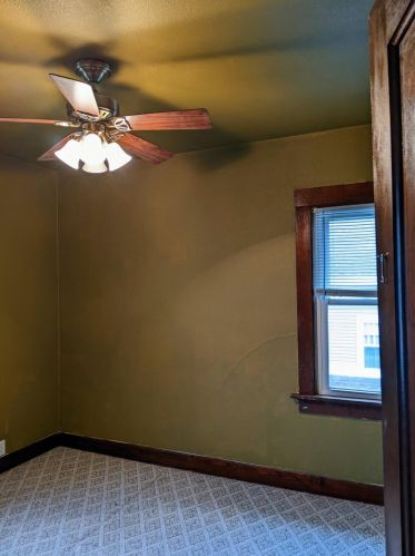 1611 Columbus St, Manitowoc WI 54220-5622 exterior