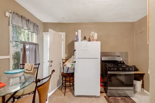 18 Lafayette St, Worcester MA 01608-2131 exterior