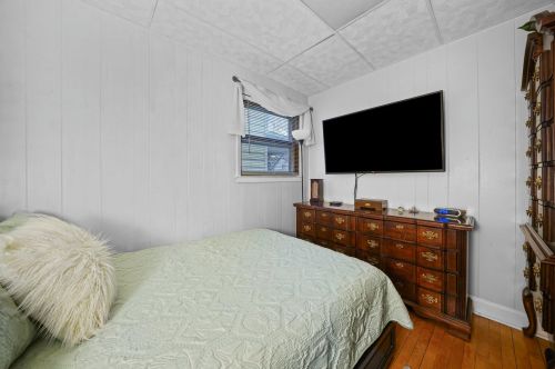 2230 Kenneth Ave, Chicago IL 60652-3531 exterior