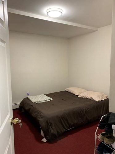 730 218th St, Bronx NY 10467-5881 exterior