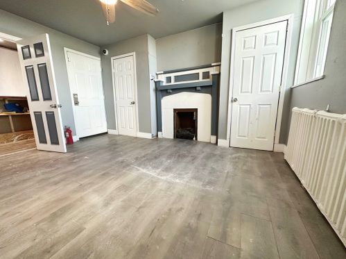 1906 Brownsville Rd, Pittsburgh PA 15210-4204 exterior