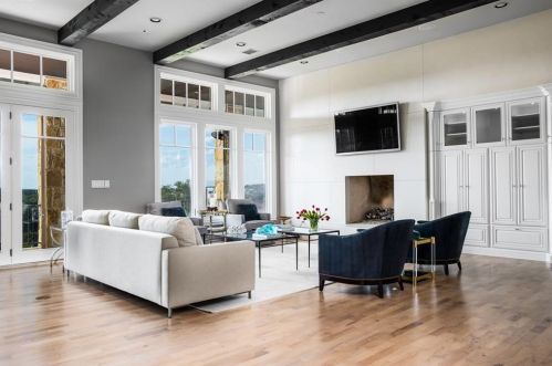 7849 Escala Dr, Austin TX 78735-1543 exterior