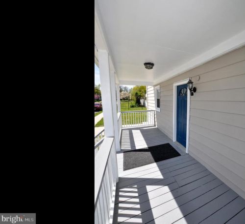 243 Parkinson Ave, Trenton NJ  08610-5409 exterior