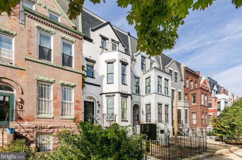 2556 University Pl, Washington DC  20009-4509 exterior