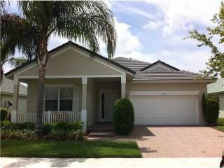 151 Berkeley Ave, Fort Pierce FL  34986-3593 exterior